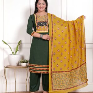 ✨ Emerald Grace Cotton Kurta Set ✨