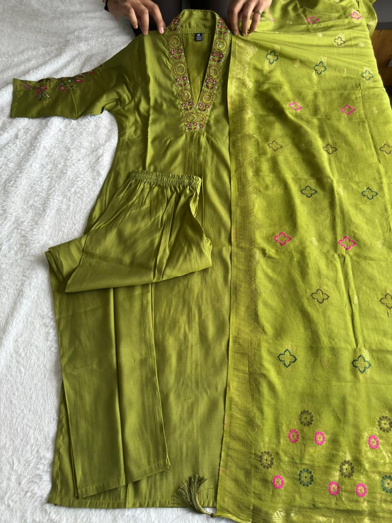 ✨ Olive Grace Embroidered Kurta Set ✨ - Image 8