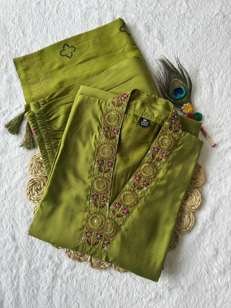 ✨ Olive Grace Embroidered Kurta Set ✨ - Image 4